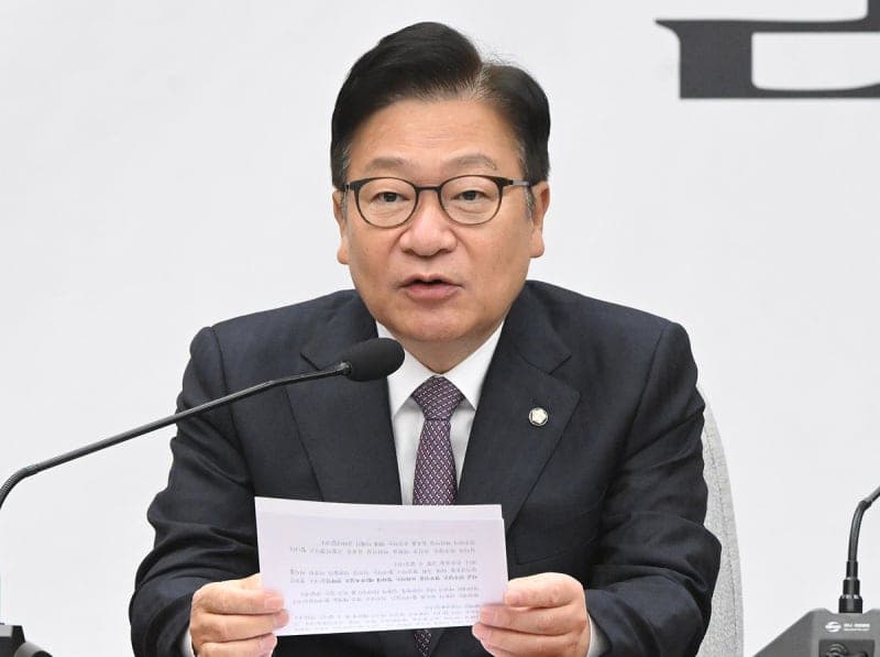 정점식 "김혜경 '황제 골프' 의혹, 청와대 군 시설 사적 이용 명확히 밝혀라"