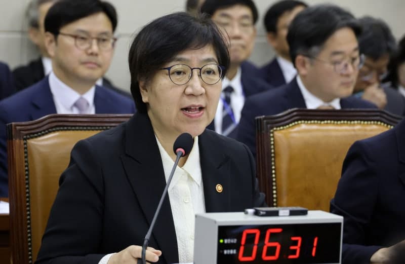 정은경 복지장관, '납 배출' 킬레이션 주사제 오남용 조사 착수