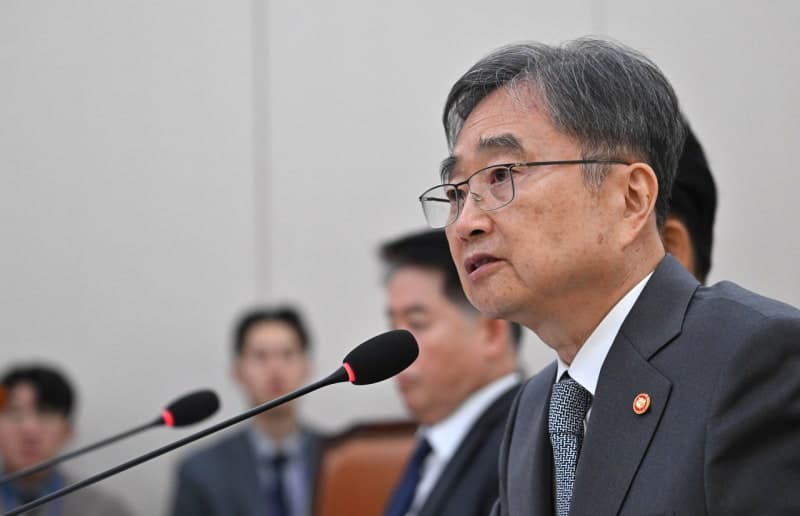 김정은 단둥 방문에 '미국통' 동행…북중 북미대화 논의 가능성 제기
