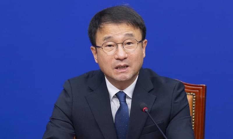 조희대 국정조사 추진하는 민주당…김건희 추가 구속 심문 앞두고 여야 충돌