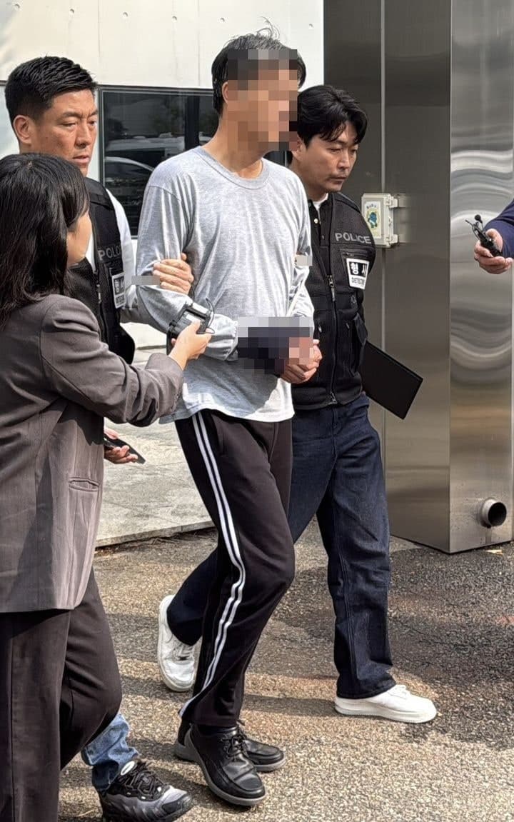 신변보호 받던 전처 살해한 60대 남성 구속 송치…범행 동기 함구