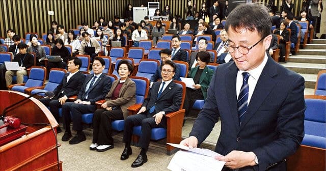 민주당, 조희대 대법원장 국정조사 강행… 탄핵 명분 쌓기인가 역풍인가