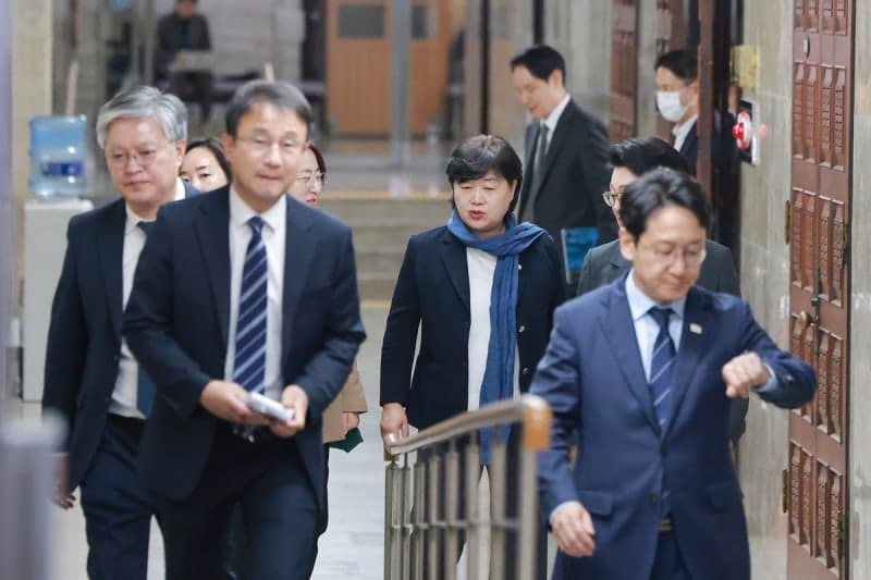 더불어민주당, 조희대 대법원장 국정조사 추진…사법부 압박 논란
