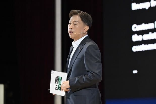 곽노정 SK하이닉스 사장 "솔리다임 IPO 중단…60조 원 주주환원 추진"