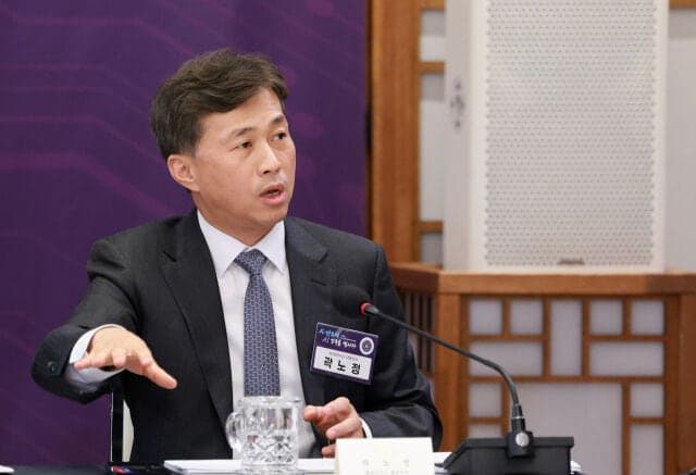 곽노정 SK하이닉스 사장 "6개 분기 최대 실적 넘어 안정적 성장 구조로 도약"