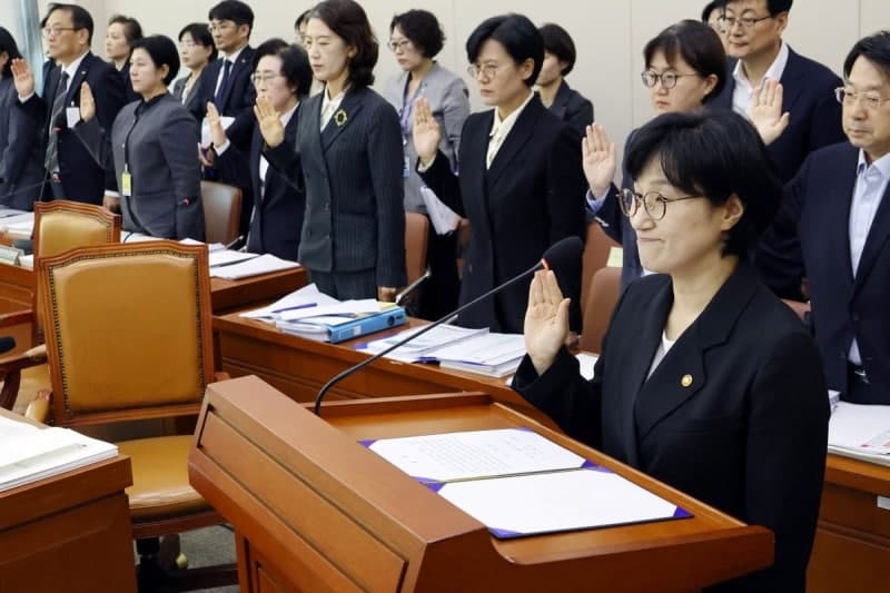 원민경 장관 "폭력 피해자 끝까지 보호…디지털 성범죄 수익구조 차단"