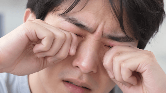 "눈 뻑뻑해 병원 갔더니 기생충 11마리"…70대 환자 희귀 감염 사례 NEJM 게재
