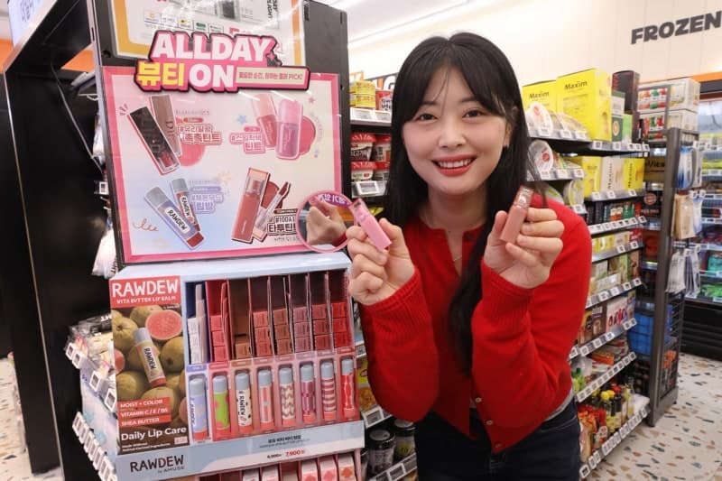 편의점이 뷰티·패션 편집숍으로…이마트24, 전국 1800곳 확대