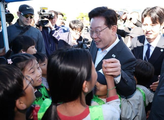 이재명 대통령 “다문화 정책, 내국인 역차별 없어야…과잉 특혜 시정할 것”