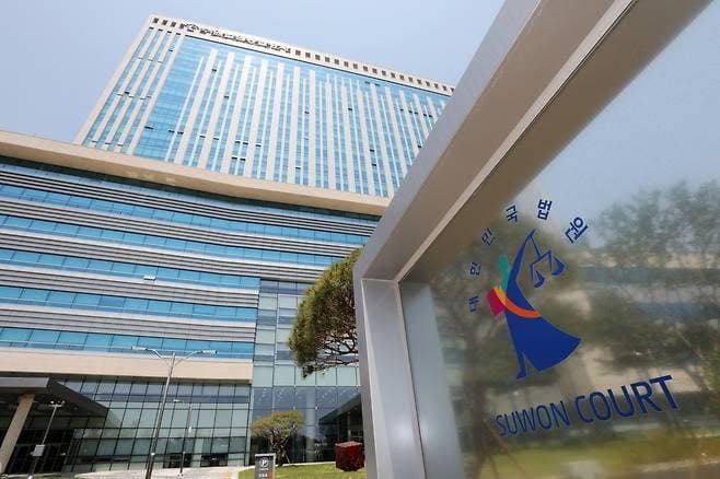 지적장애 10대 유인해 강제추행한 50대 남성, 1심서 실형 선고