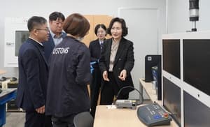 관세청, 특송 마약 427kg 적발에 '포장박스 파괴검사'까지 단속 강화