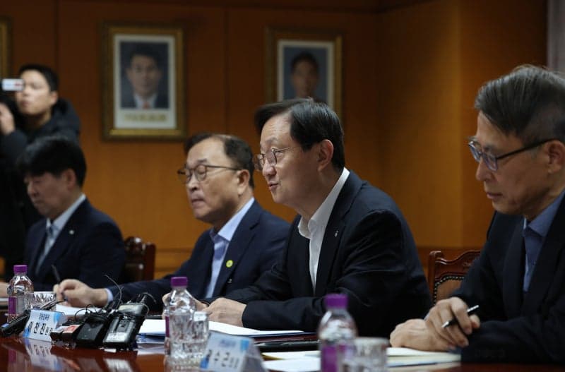 이찬진 금감원장 "금융지주 CEO 승계, 학연·지연 없이 투명하게 뽑아라"