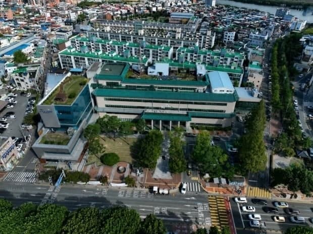 몰랐던 조상 땅이 5만 7천 평…구청 갔다가 횡재한 60대 남성