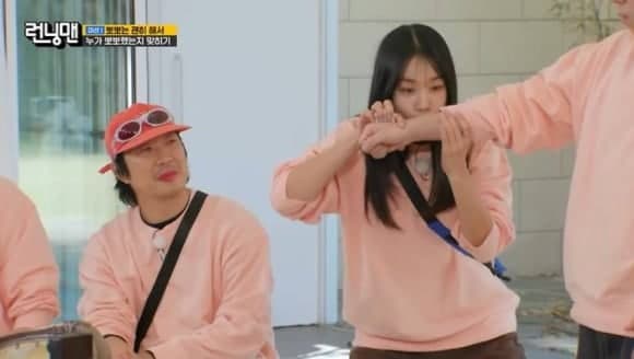안은진 뽀뽀 게임 논란 '런닝맨' 방송심의 '문제없음' 결론