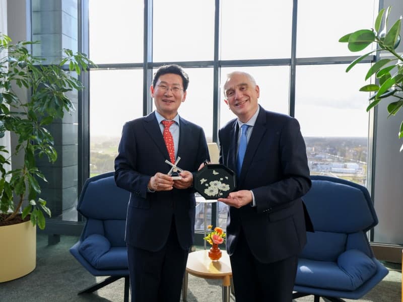 이상일 용인시장, 네덜란드 ASML 본사 방문해 반도체 생태계 확장 협력 논의
