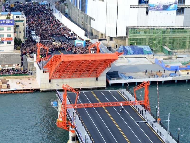 영도대교 복원 주역 롯데, 제34회 영도다리축제 민관 협력 파트너로 나선다