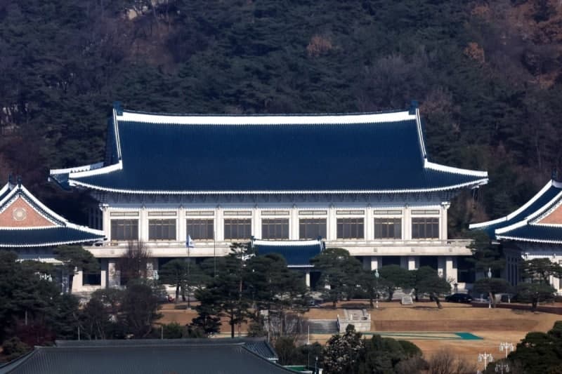 이재명 대통령 차남 한남동 관저 거주 논란…정치권 '아빠 찬스' 비판