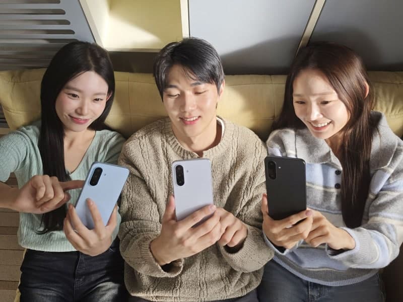 삼성전자, 42만원대 '갤럭시 A18 LTE' 출시…AI 기능 탑재