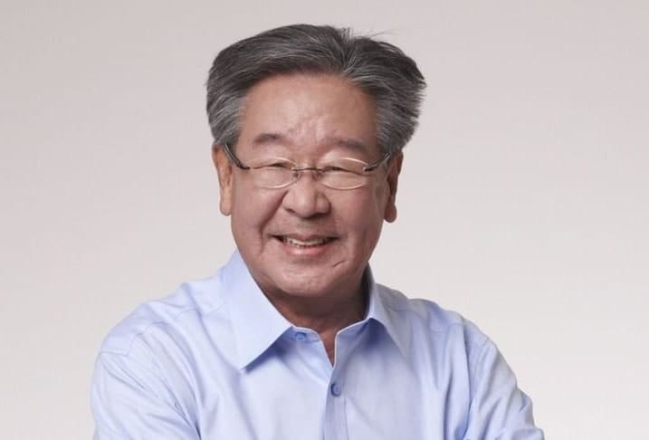 30년 전 총선 경쟁했던 김민석, 별세한 최불암 향해 "국보급 배우와의 경쟁은 영광"