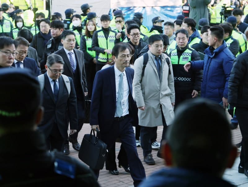 특검, 140억 원대 선거 장비 납품 비리 의혹 포착…중앙선관위 압수수색
