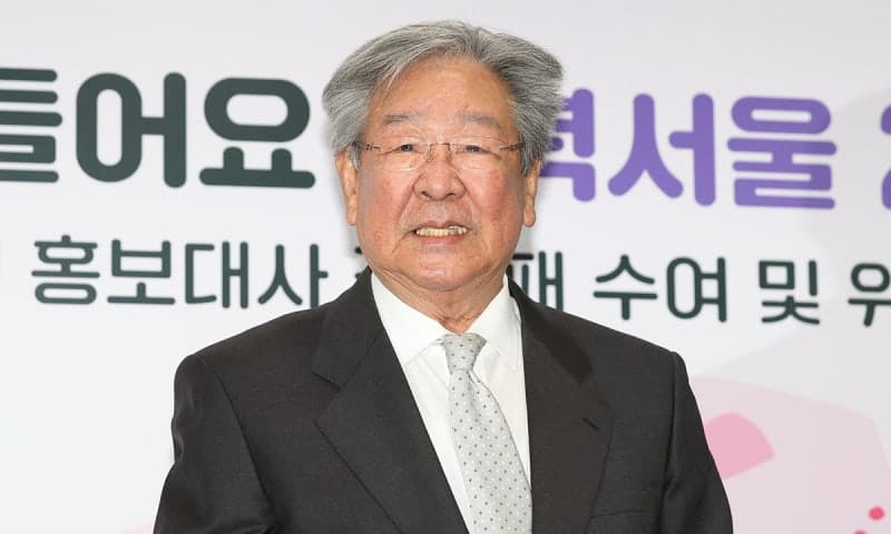 '영원한 수사반장' 국민배우 최불암 별세…향년 87세