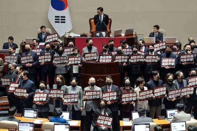 "사법개혁은 동물농장" 현직 판사의 작심 비판… "부당한 공격 맞서야"