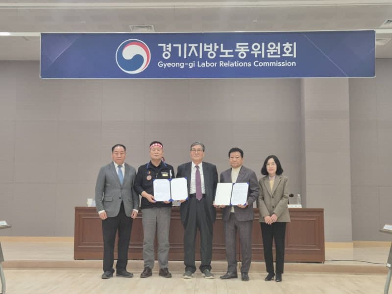 경기 버스 노사 11시간 마라톤 협상 끝 파업 철회…첫차부터 정상 운행