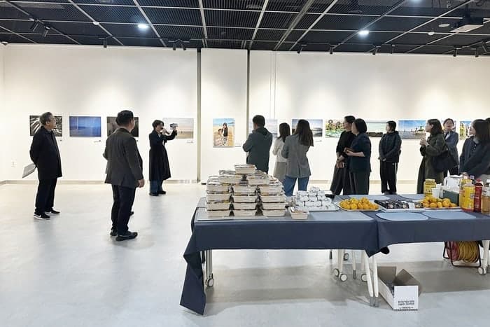 국립목포대, 개교 80주년 기념 '섬과 바다, 삶을 품다' 특별 사진전 개최