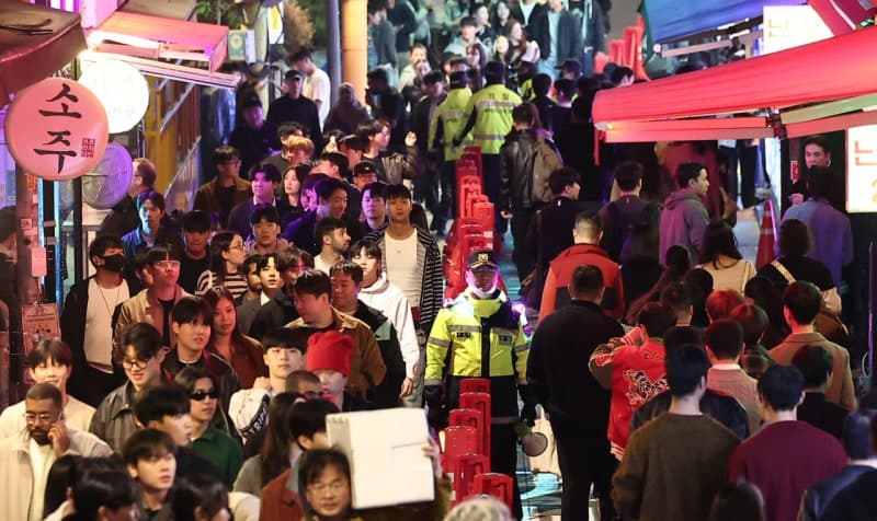 핼러윈 앞둔 서울 유흥가…경찰, 강남·용산 등 마약류 합동단속