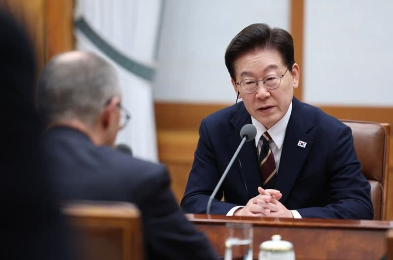 이재명 대통령 "다문화 지원은 하되 역차별은 안 돼…진영 논리 벗어나야"